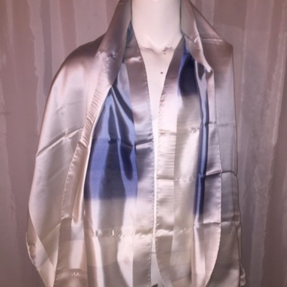 CHANEL white/blue silk ombré evening wrap/scarf - Picture 12 of 12